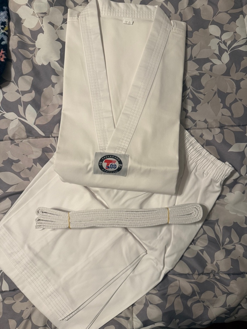 Martial arts uniform adult